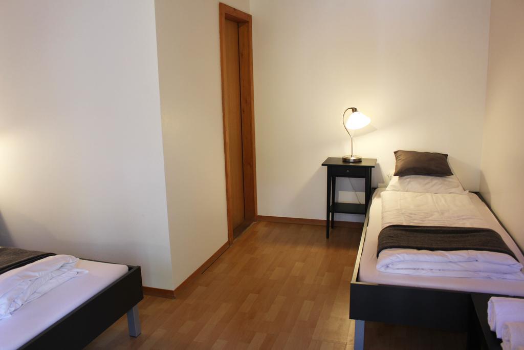 La Pierre A Catillon Moleson Room photo