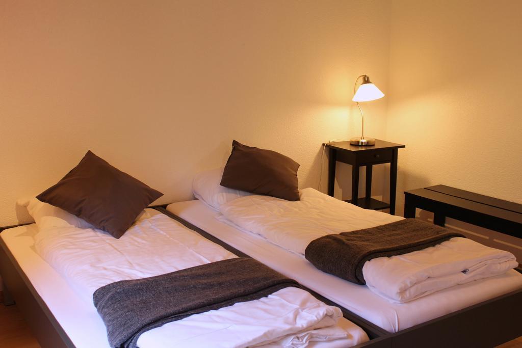 La Pierre A Catillon Moleson Room photo